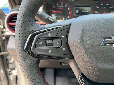 2026 Toyota RAV4 — photo 17 view