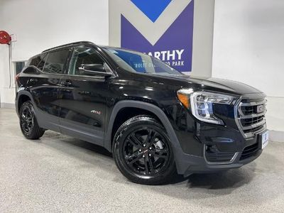 2023 GMC Terrain - Photo 2