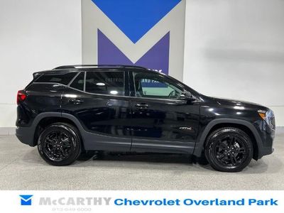 2023 GMC Terrain - Photo 4