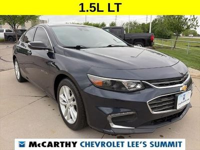 2018 Chevrolet Malibu - Photo 2