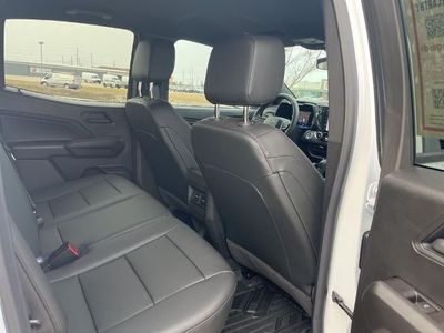 2025 Chevrolet Colorado - Photo 32