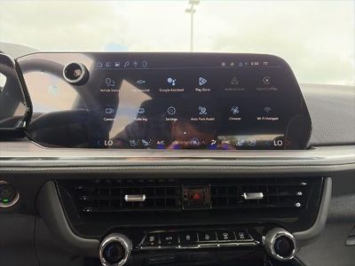 2026 Chevrolet Suburban - Photo 10
