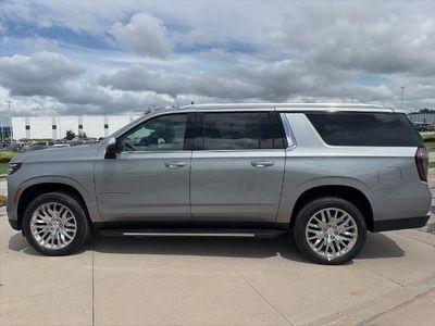 2026 Chevrolet Suburban - Photo 5