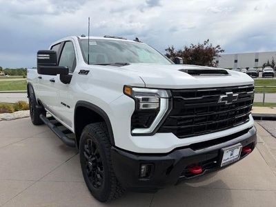 2026 Chevrolet Silverado 2500 HD - Photo 2