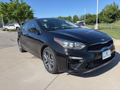 2019 Kia Forte - Photo 2