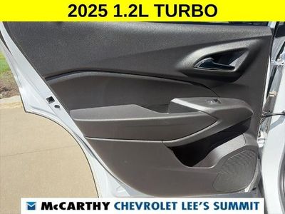 2025 Chevrolet Trax - Photo 26