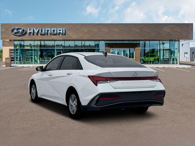 2026 Hyundai Elantra - Photo 5