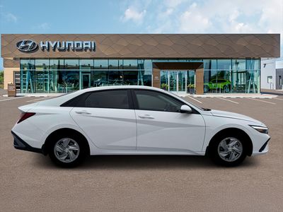 2026 Hyundai Elantra - Photo 28