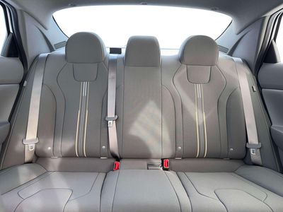2026 Hyundai Elantra - Photo 35