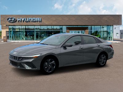 2026 Hyundai Elantra - Photo 2