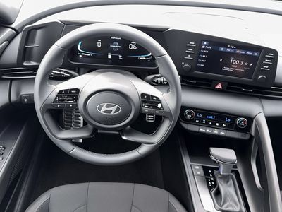 2026 Hyundai Elantra - Photo 17