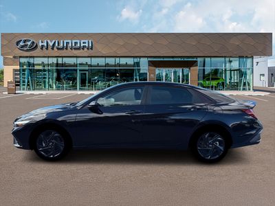 2026 Hyundai Elantra Hybrid - Photo 3