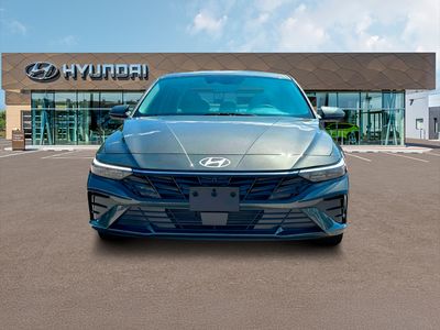 2025 Hyundai Elantra - Photo 44
