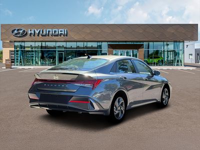 2026 Hyundai Elantra - Photo 7