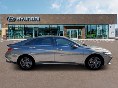2026 Hyundai Elantra - Photo 28