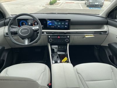2026 Hyundai Elantra - Photo 14
