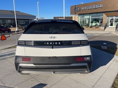 2026 Hyundai IONIQ 5 - Photo 5