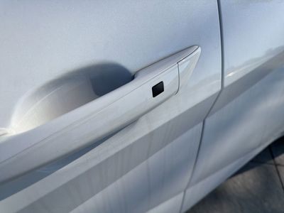 2025 Hyundai Elantra Hybrid - Photo 10