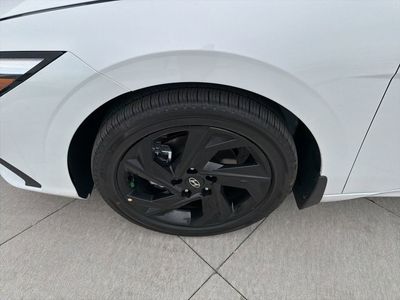 2026 Hyundai Elantra Hybrid - Photo 9