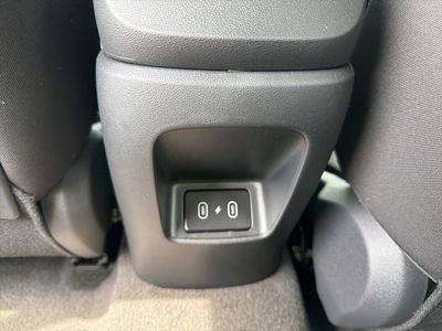 2025 Hyundai Elantra Hybrid - Photo 15