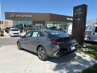 2026 Hyundai Elantra - Photo 3