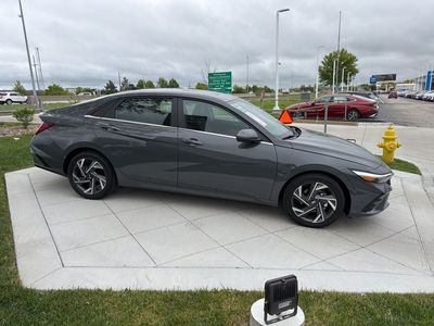 2026 Hyundai Elantra - Photo 6