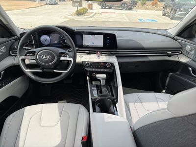 2026 Hyundai Elantra - Photo 16