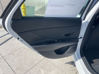 2026 Hyundai Elantra - Photo 16