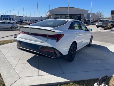 2026 Hyundai Elantra - Photo 5