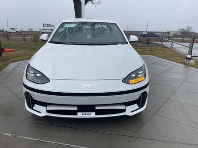 2025 Hyundai IONIQ 6 - Photo 8