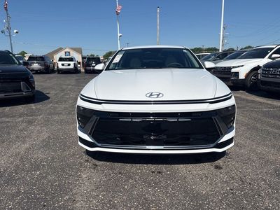 2026 Hyundai Sonata - Photo 2