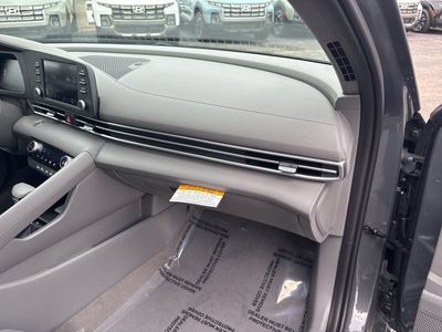 2026 Hyundai Elantra - Photo 22