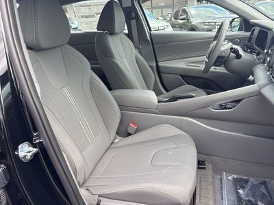 2026 Hyundai Elantra - Photo 18
