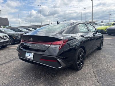 2026 Hyundai Elantra - Photo 24