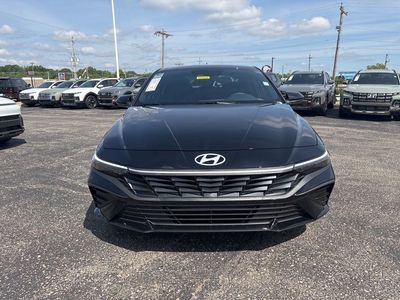 2026 Hyundai Elantra - Photo 2