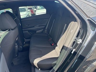 2026 Hyundai Elantra - Photo 35