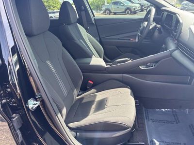 2026 Hyundai Elantra - Photo 38