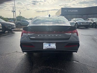 2026 Hyundai Elantra - Photo 26