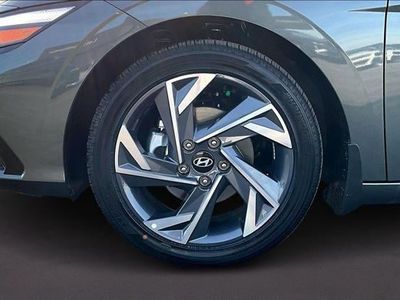 2026 Hyundai Elantra - Photo 25