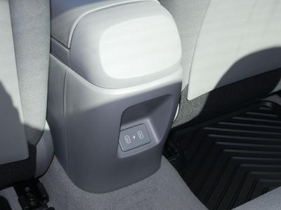 2026 Hyundai Elantra - Photo 26