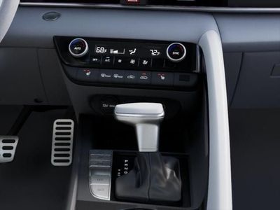 2026 Hyundai Elantra - Photo 16