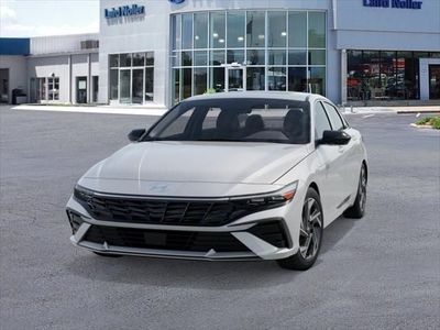 2026 Hyundai Elantra - Photo 6
