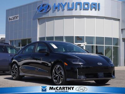 2025 Hyundai IONIQ 6 - Photo 1