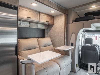 2025 Tiffin Motorhomes Wayfarer - Photo 13