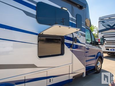 2025 Tiffin Motorhomes Wayfarer - Photo 3