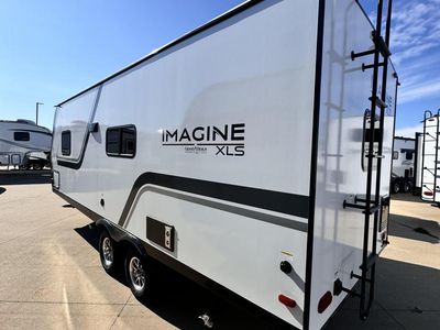 2025 Grand Design Imagine XLS - Photo 4