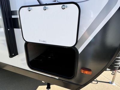 2025 Grand Design Imagine XLS - Photo 13