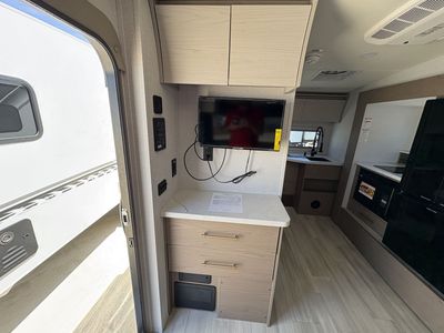 2026 Grand Design SERENOVA - Photo 14