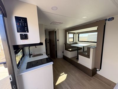 2026 Grand Design TRANSCEND ONE — photo 13 view