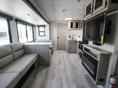 2026 East to West, INC. Della Terra 312BH - Photo 5